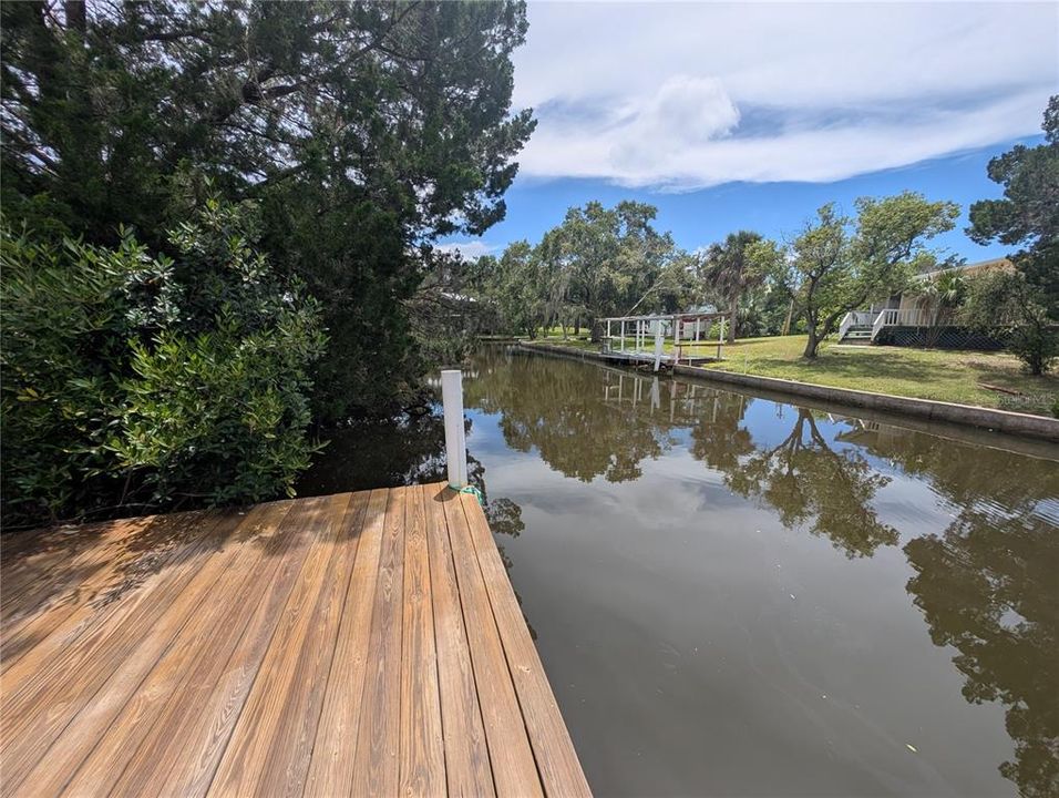 For Sale: $365,000 (2 beds, 2 baths, 768 Square Feet)