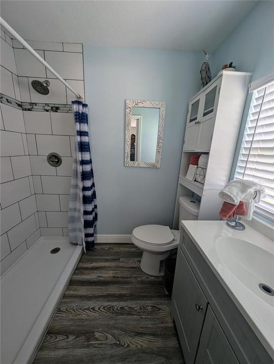 For Sale: $365,000 (2 beds, 2 baths, 768 Square Feet)