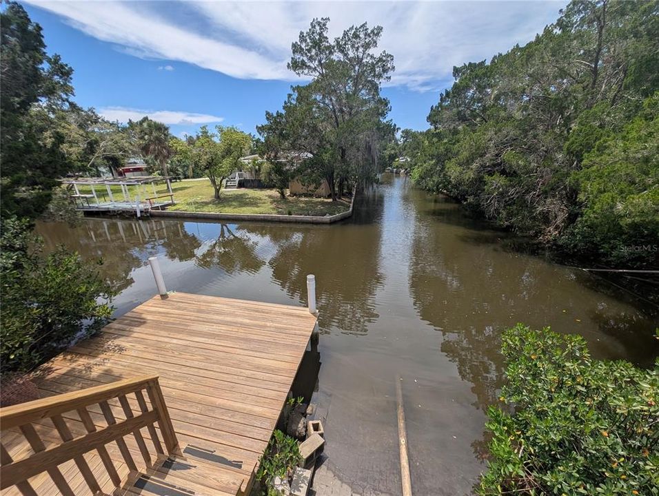 For Sale: $365,000 (2 beds, 2 baths, 768 Square Feet)