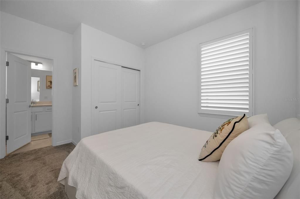 Active With Contract: $549,000 (3 beds, 3 baths, 2259 Square Feet)