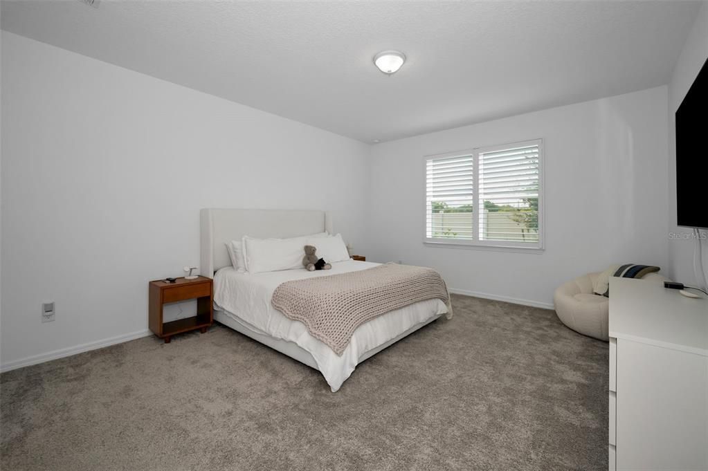 Active With Contract: $549,000 (3 beds, 3 baths, 2259 Square Feet)