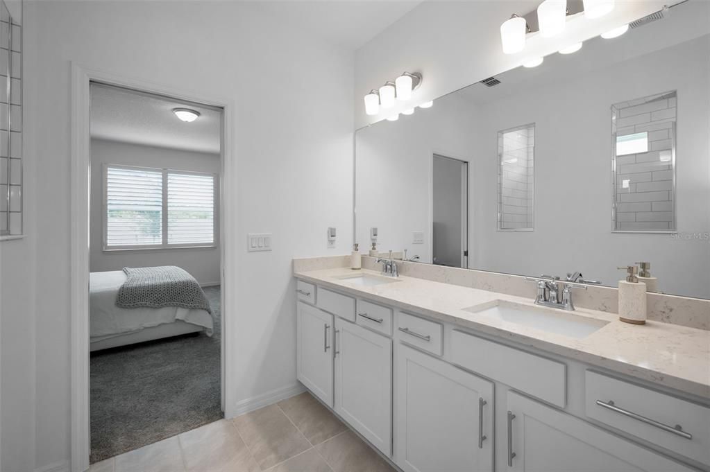 Active With Contract: $549,000 (3 beds, 3 baths, 2259 Square Feet)