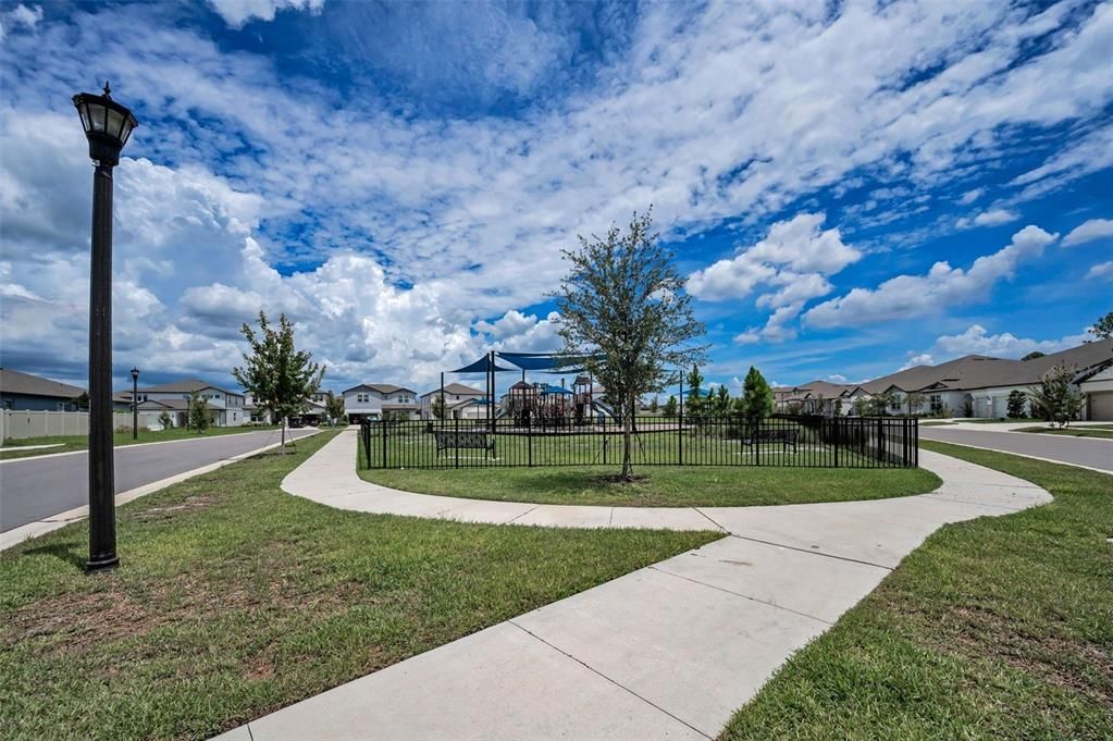 Active With Contract: $549,000 (3 beds, 3 baths, 2259 Square Feet)