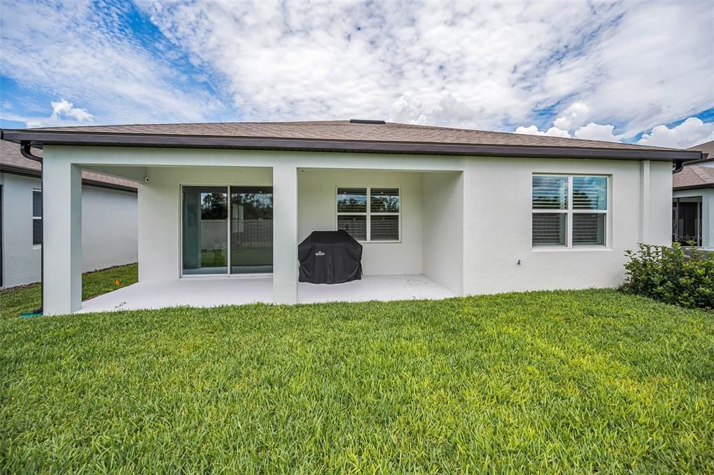 Active With Contract: $549,000 (3 beds, 3 baths, 2259 Square Feet)