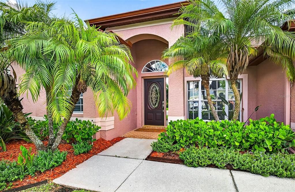 For Sale: $569,000 (4 beds, 3 baths, 2136 Square Feet)