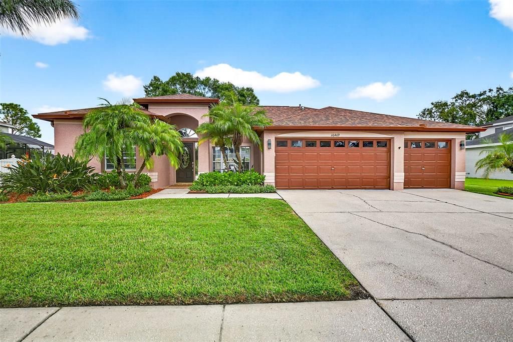 For Sale: $569,000 (4 beds, 3 baths, 2136 Square Feet)