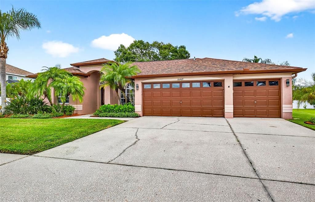 For Sale: $569,000 (4 beds, 3 baths, 2136 Square Feet)