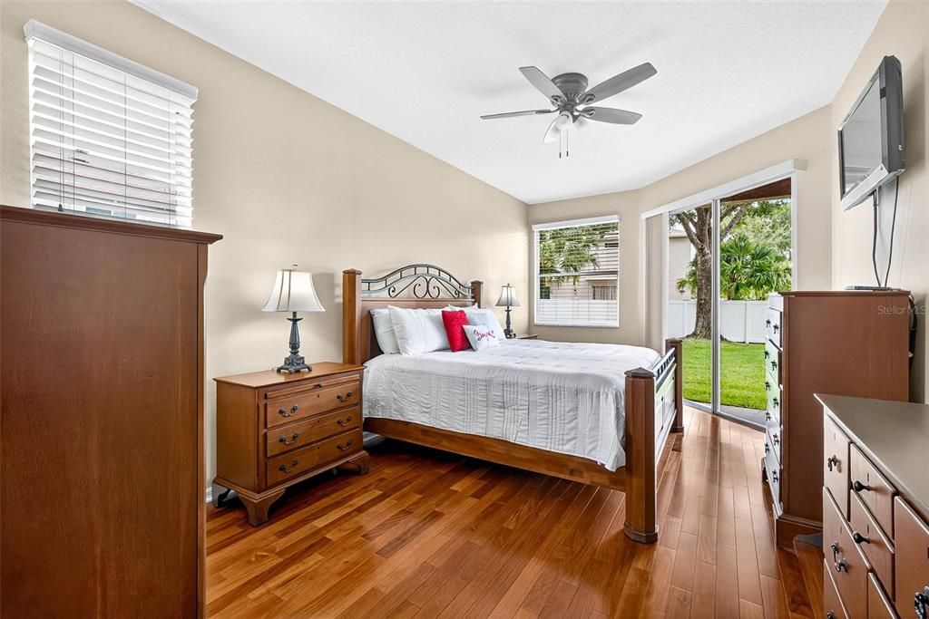 For Sale: $569,000 (4 beds, 3 baths, 2136 Square Feet)