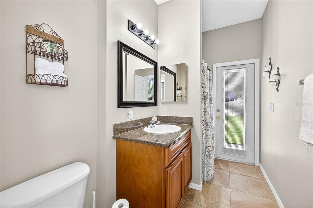 For Sale: $569,000 (4 beds, 3 baths, 2136 Square Feet)