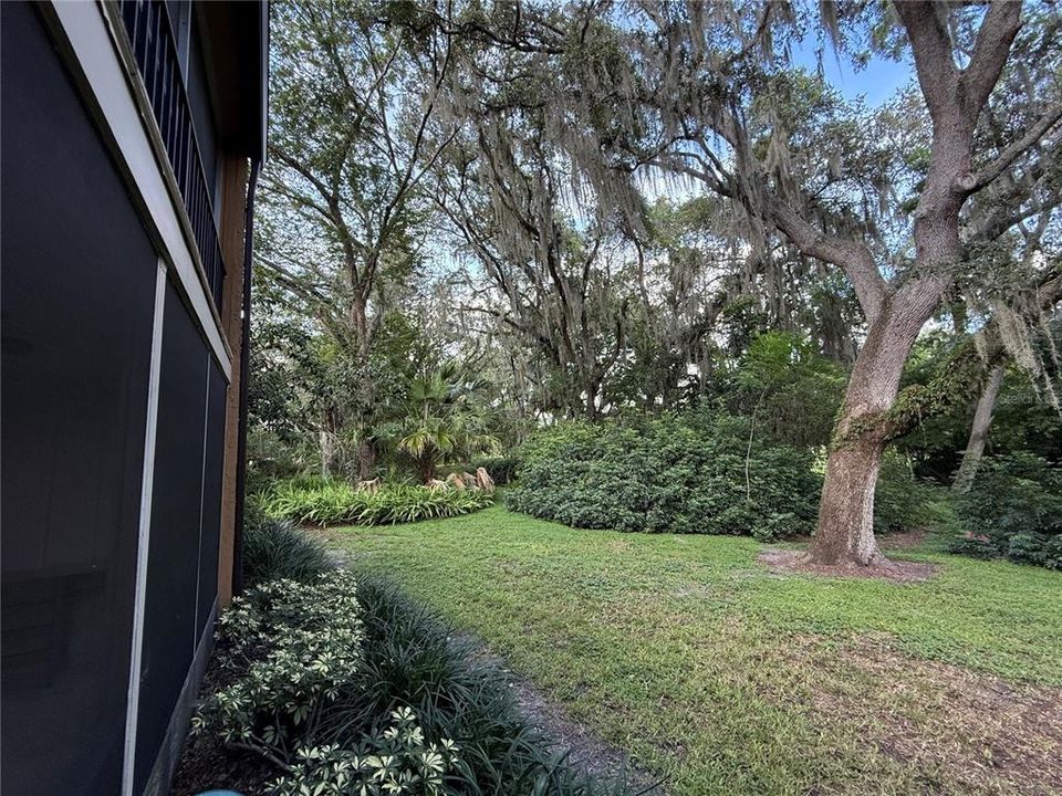 Active With Contract: $199,900 (3 beds, 2 baths, 1187 Square Feet)