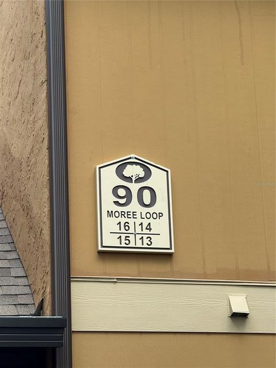 Active With Contract: $199,900 (3 beds, 2 baths, 1187 Square Feet)