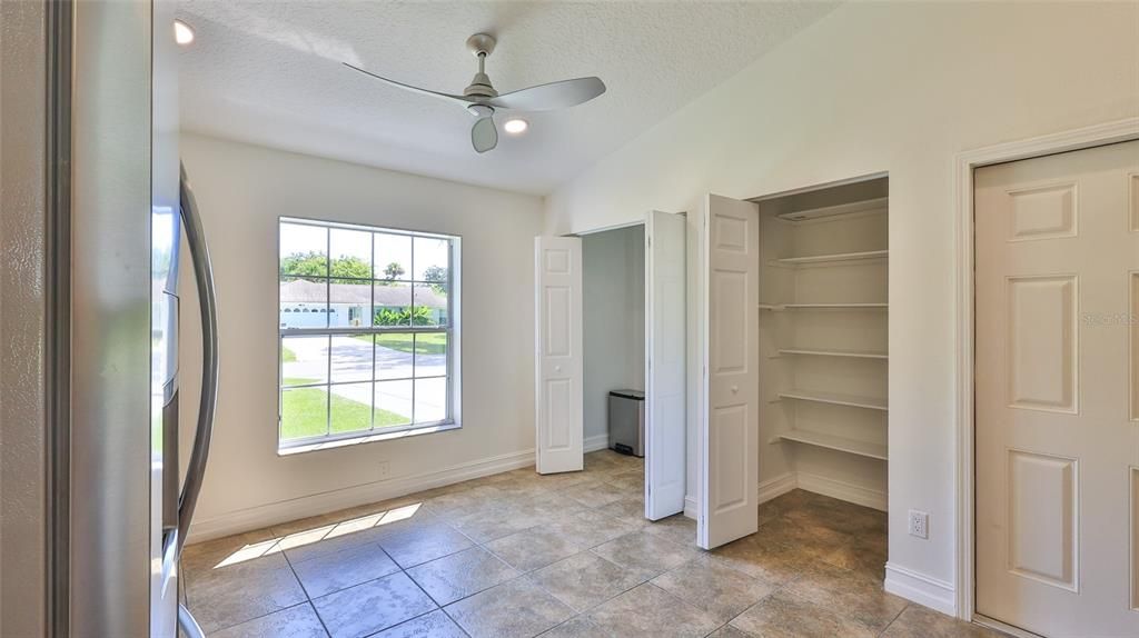 For Sale: $339,000 (4 beds, 2 baths, 1747 Square Feet)