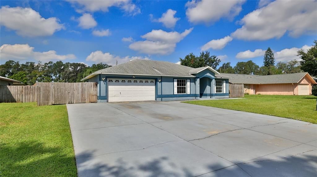 For Sale: $339,000 (4 beds, 2 baths, 1747 Square Feet)