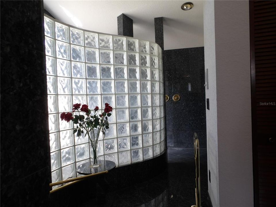 For Sale: $650,000 (6 beds, 5 baths, 5670 Square Feet)