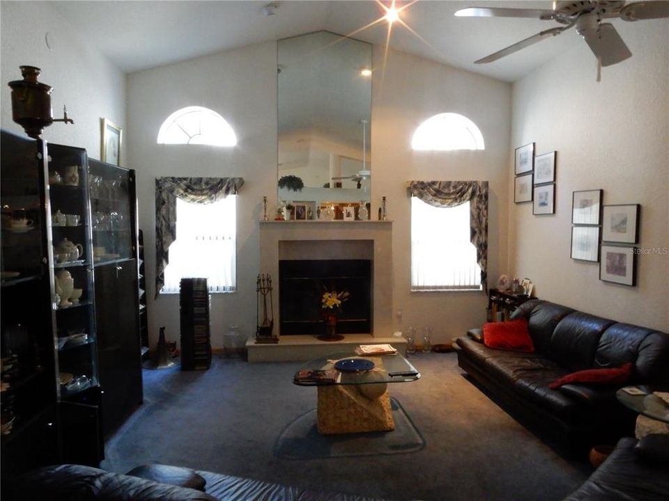 For Sale: $650,000 (6 beds, 5 baths, 5670 Square Feet)