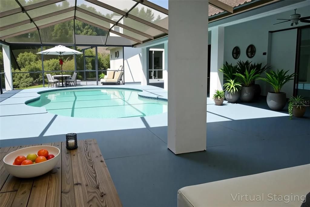 For Sale: $650,000 (6 beds, 5 baths, 5670 Square Feet)