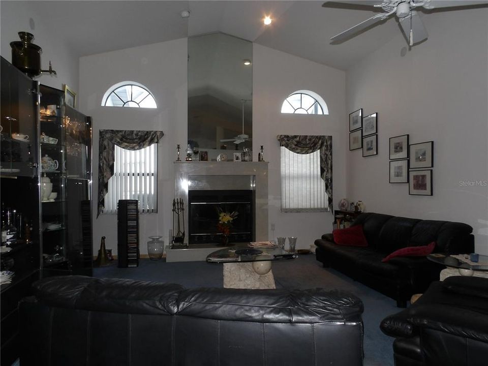 For Sale: $650,000 (6 beds, 5 baths, 5670 Square Feet)