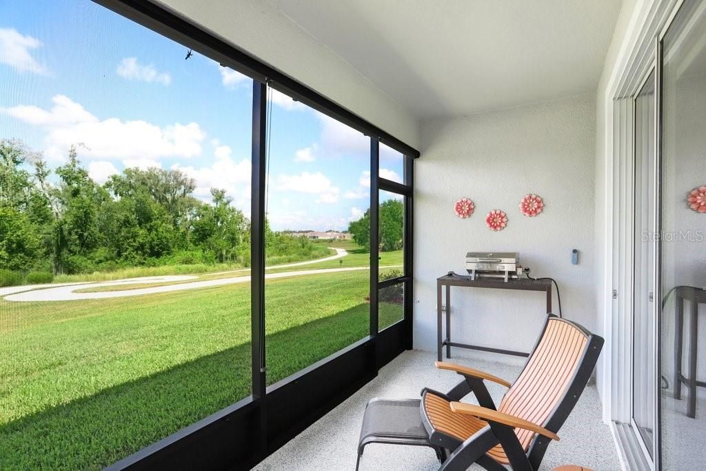 Activo con contrato: $315,000 (3 camas, 2 baños, 1565 Pies cuadrados)