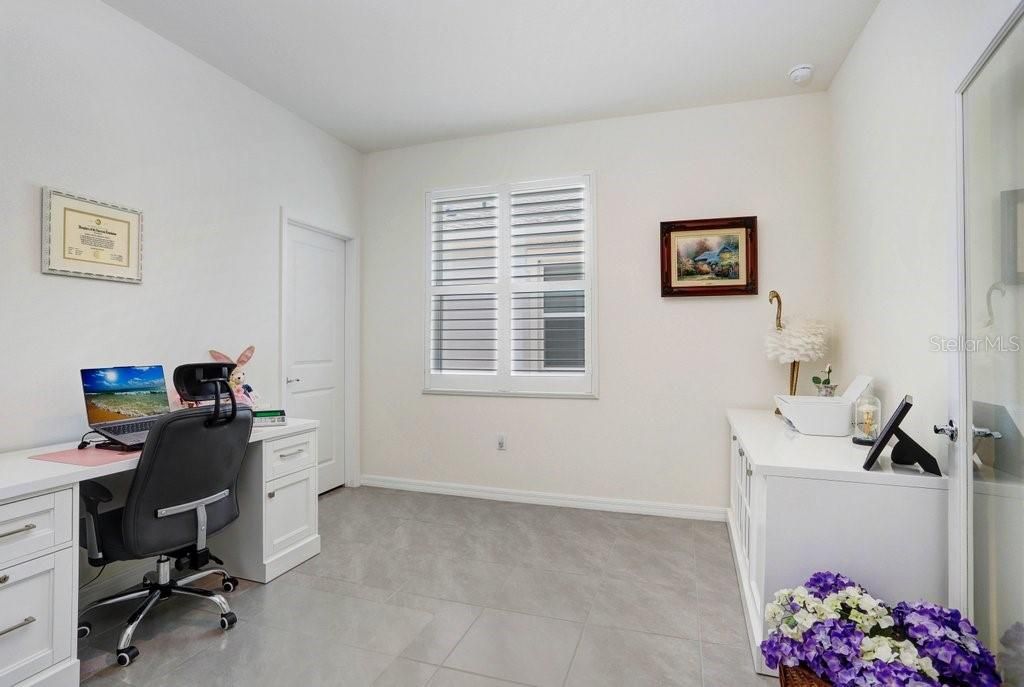 Activo con contrato: $315,000 (3 camas, 2 baños, 1565 Pies cuadrados)