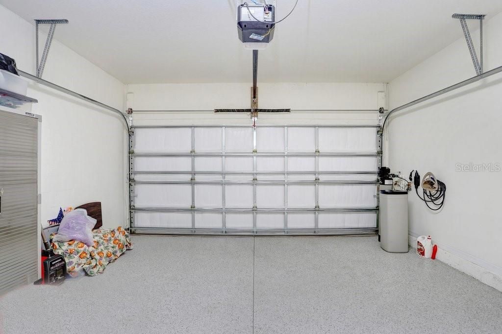 Activo con contrato: $315,000 (3 camas, 2 baños, 1565 Pies cuadrados)