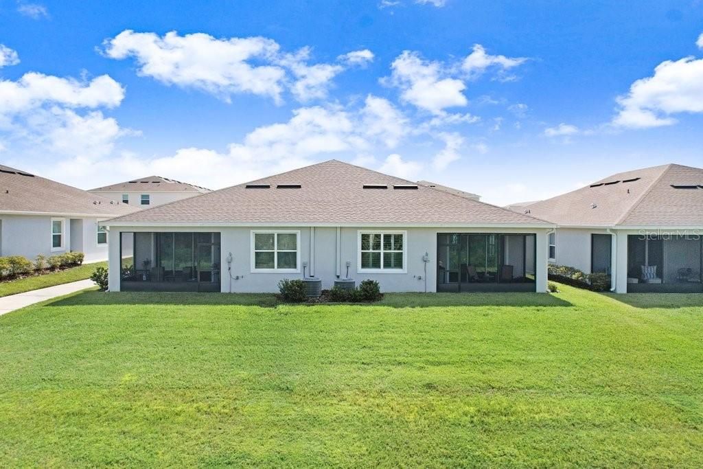 Activo con contrato: $315,000 (3 camas, 2 baños, 1565 Pies cuadrados)