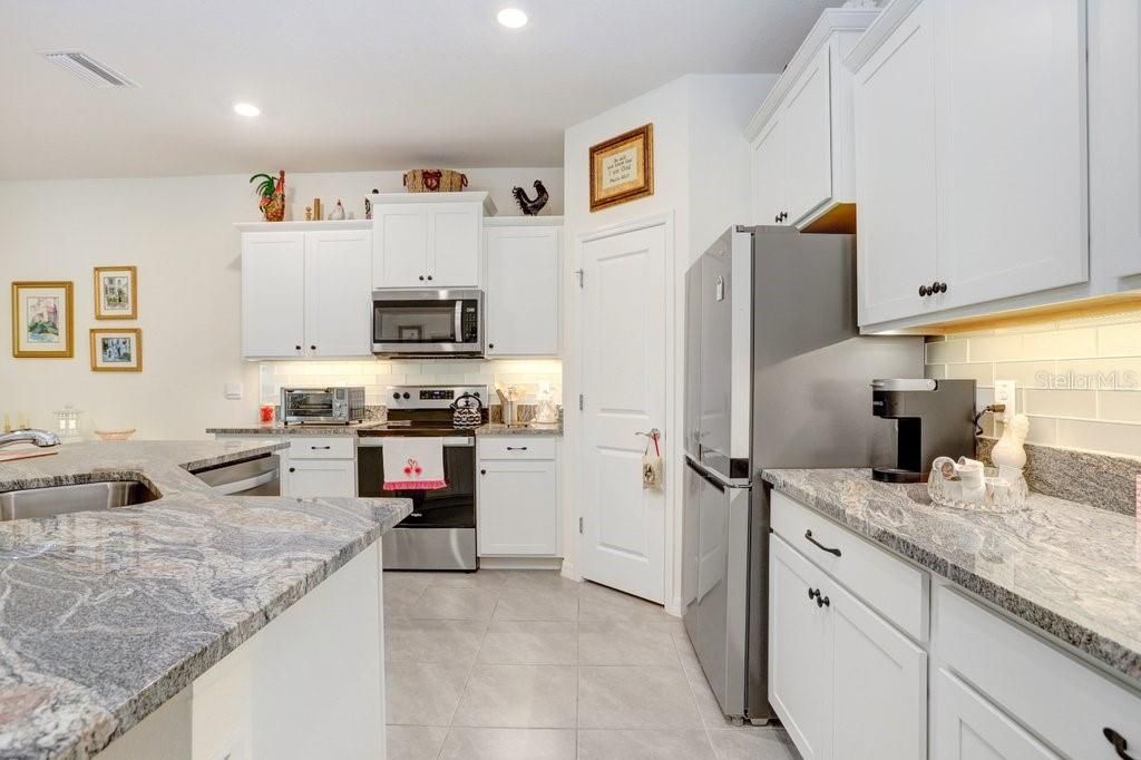 Activo con contrato: $315,000 (3 camas, 2 baños, 1565 Pies cuadrados)