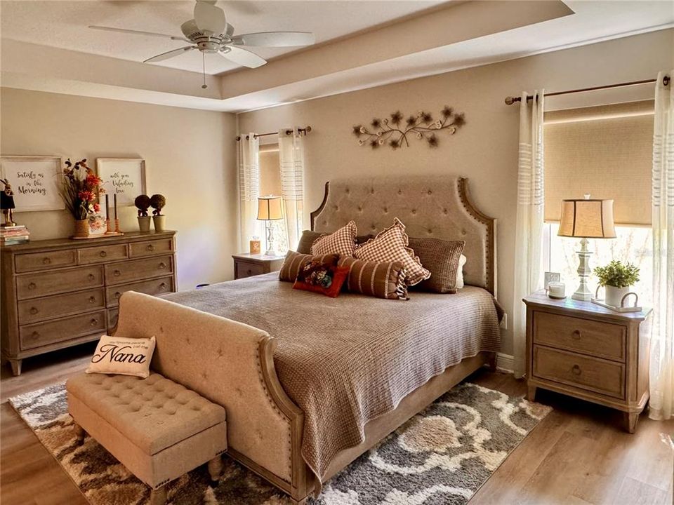 На продажу: $541,900 (3 спален, 2 ванн, 1861 Квадратных фут)