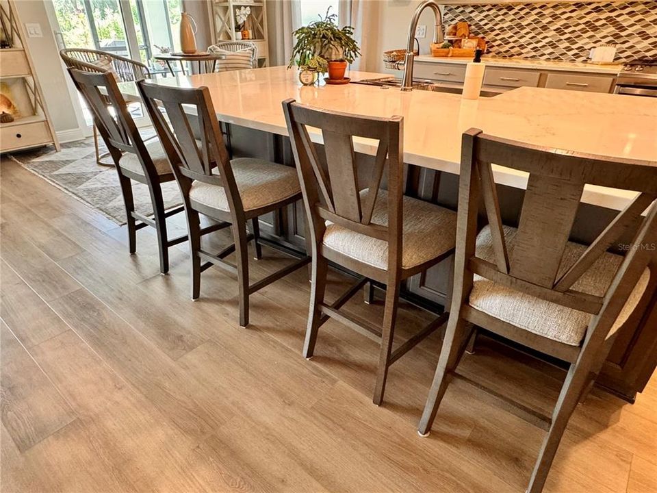 На продажу: $541,900 (3 спален, 2 ванн, 1861 Квадратных фут)