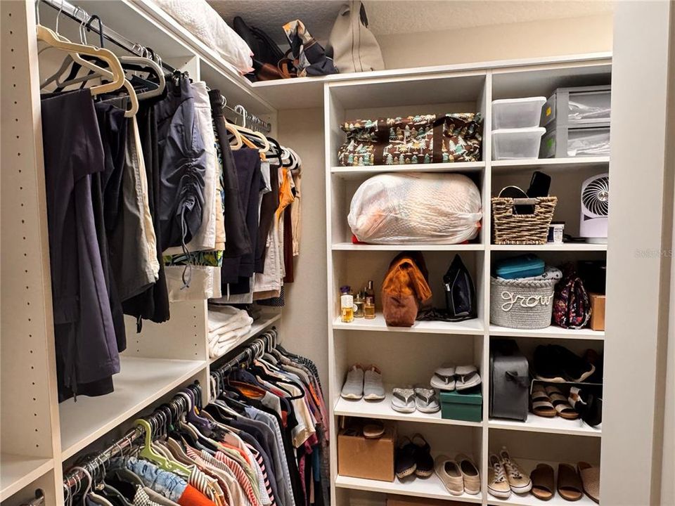 На продажу: $541,900 (3 спален, 2 ванн, 1861 Квадратных фут)