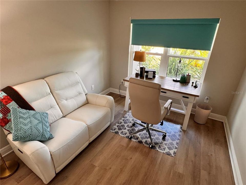 На продажу: $541,900 (3 спален, 2 ванн, 1861 Квадратных фут)