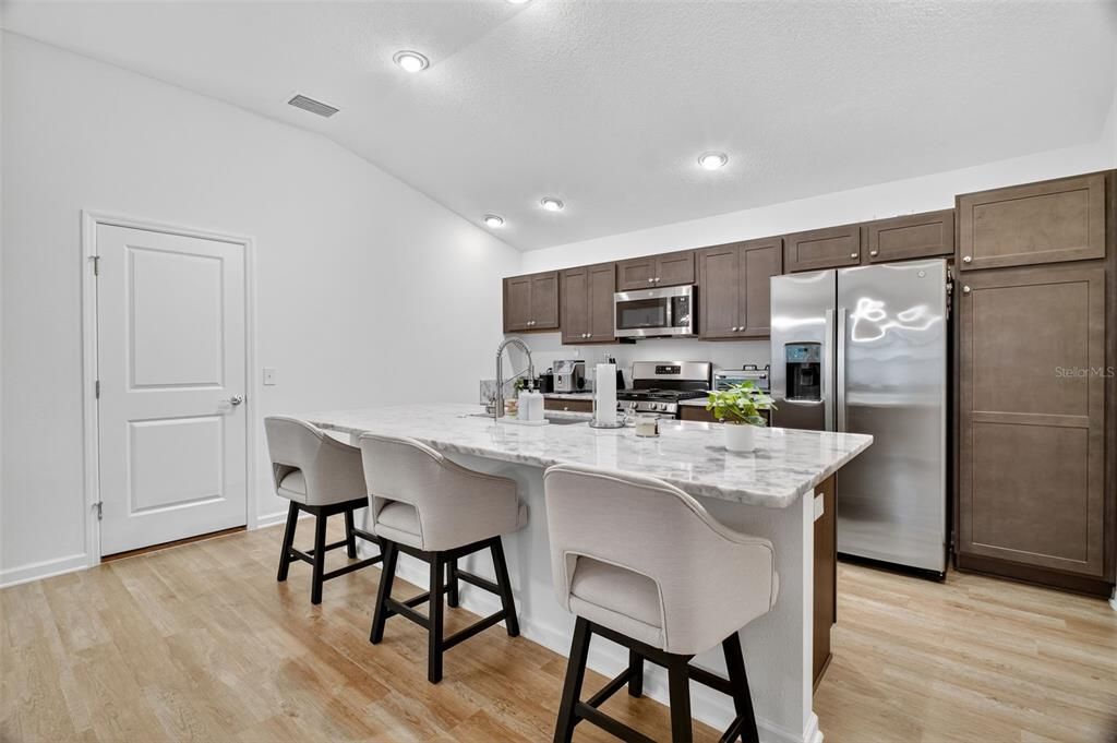 For Sale: $349,900 (3 beds, 2 baths, 1440 Square Feet)