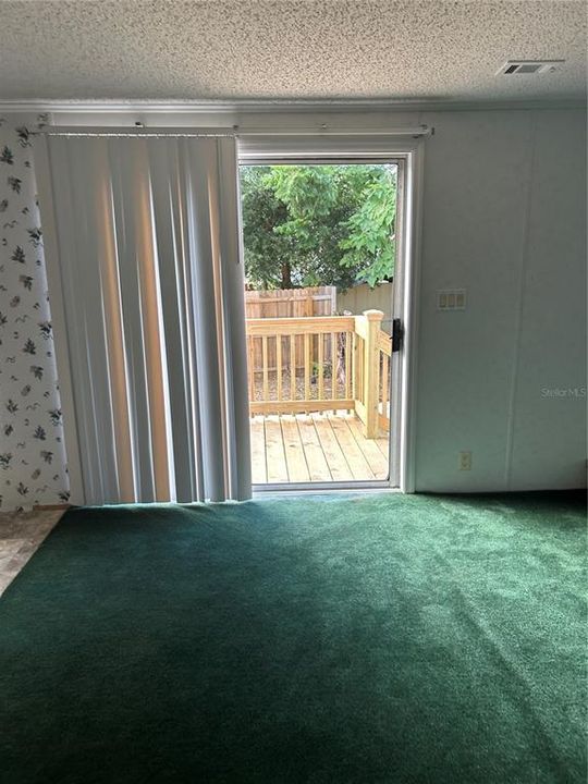 En Venta: $169,000 (3 camas, 2 baños, 1500 Pies cuadrados)