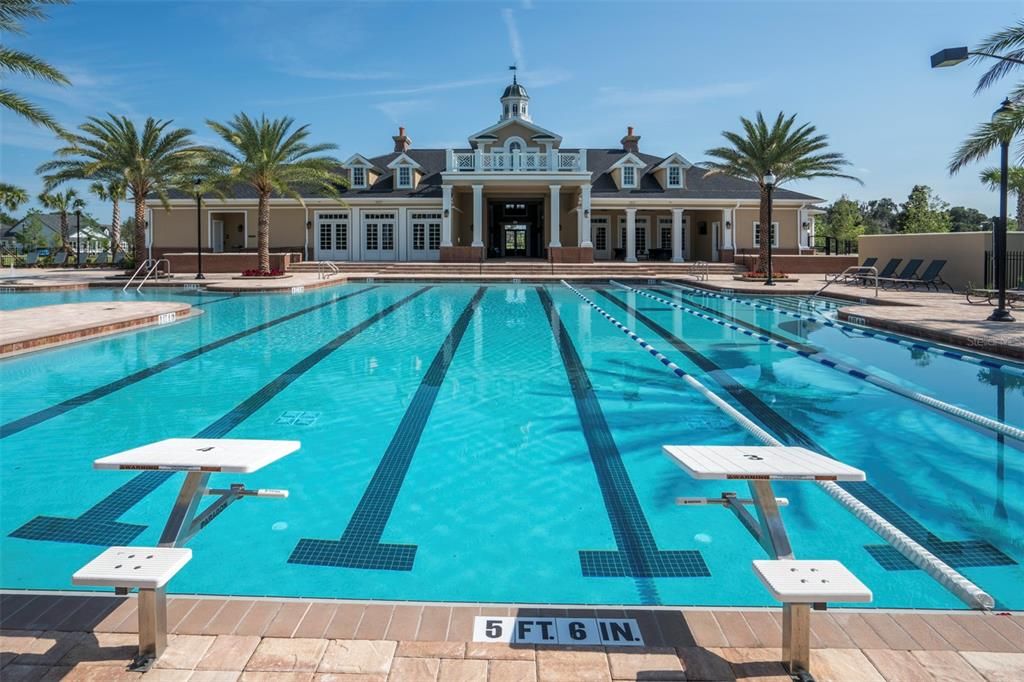 合同活跃: $845,000 (4 贝兹, 3 浴室, 2515 平方英尺)