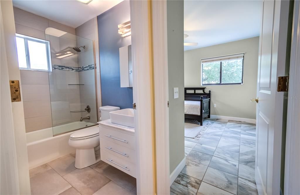 For Rent: $3,000 (3 beds, 2 baths, 1507 Square Feet)