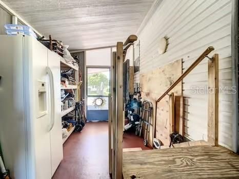 На продажу: $154,900 (2 спален, 2 ванн, 1002 Квадратных фут)