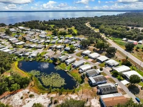 На продажу: $154,900 (2 спален, 2 ванн, 1002 Квадратных фут)