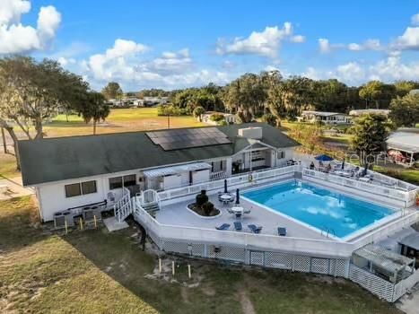 На продажу: $154,900 (2 спален, 2 ванн, 1002 Квадратных фут)