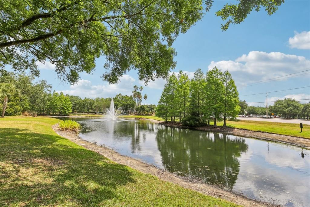 For Sale: $179,000 (2 beds, 2 baths, 1032 Square Feet)