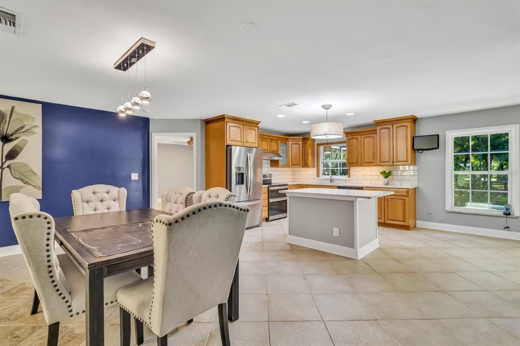 For Sale: $985,000 (4 beds, 3 baths, 2433 Square Feet)