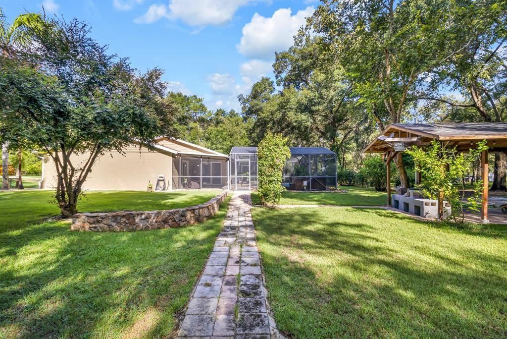 For Sale: $985,000 (4 beds, 3 baths, 2433 Square Feet)