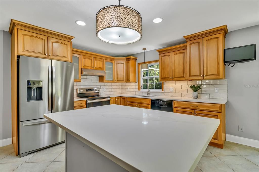 For Sale: $985,000 (4 beds, 3 baths, 2433 Square Feet)