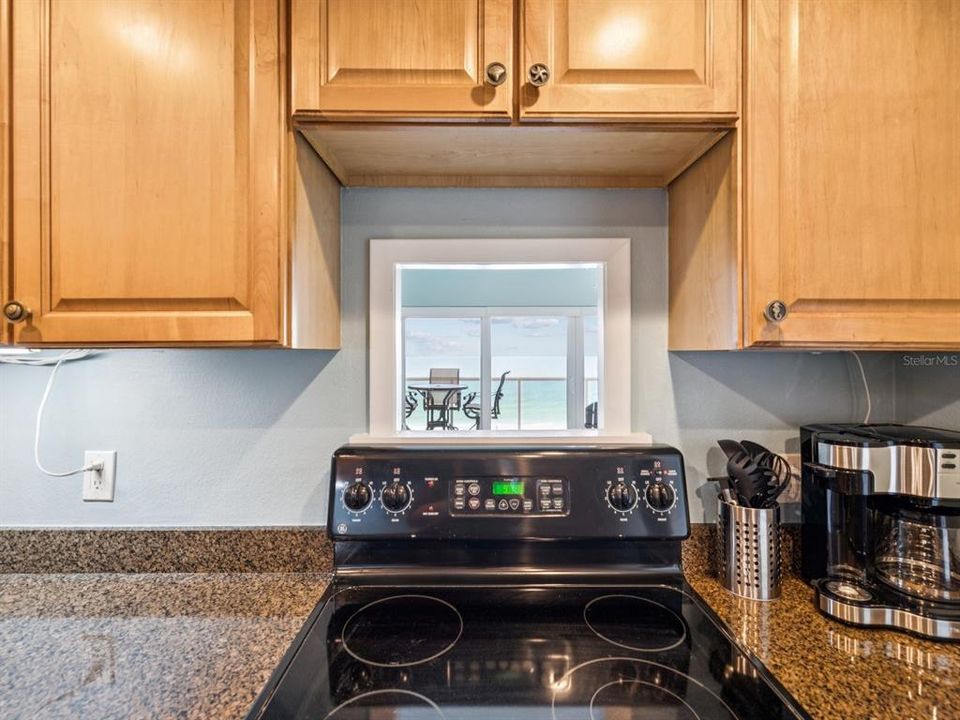 На продажу: $447,000 (1 спален, 1 ванн, 735 Квадратных фут)