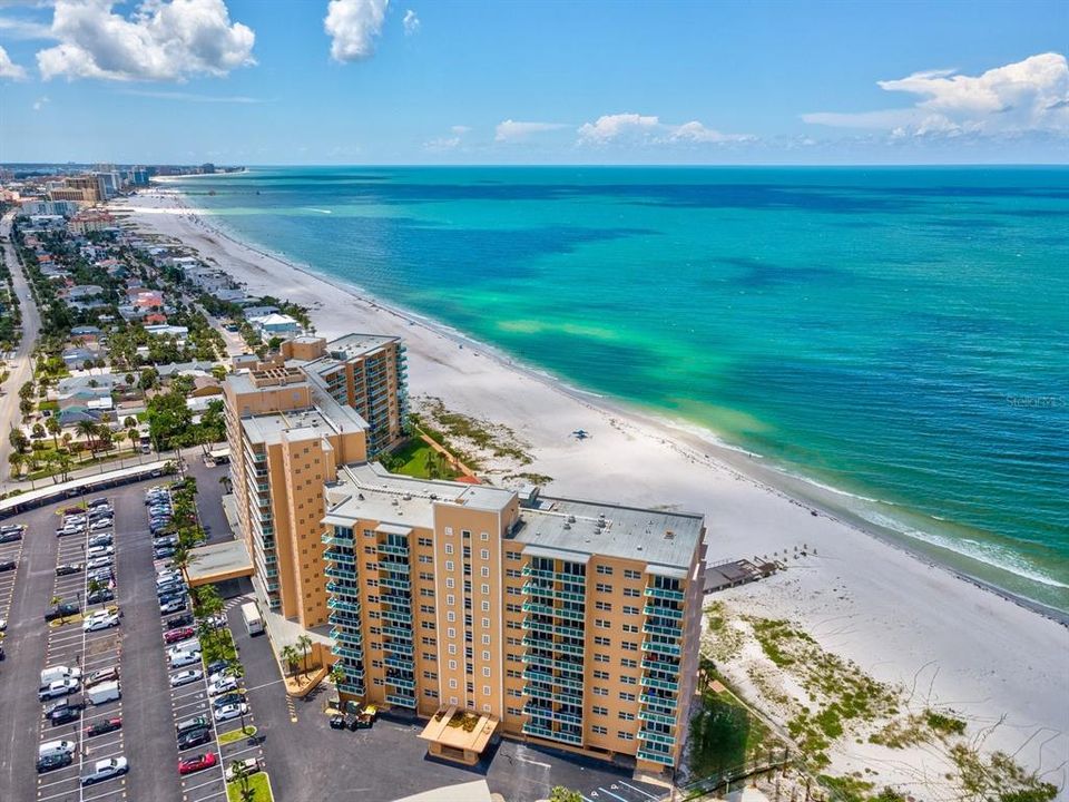 На продажу: $447,000 (1 спален, 1 ванн, 735 Квадратных фут)