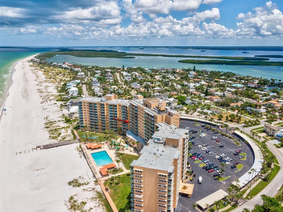 На продажу: $447,000 (1 спален, 1 ванн, 735 Квадратных фут)