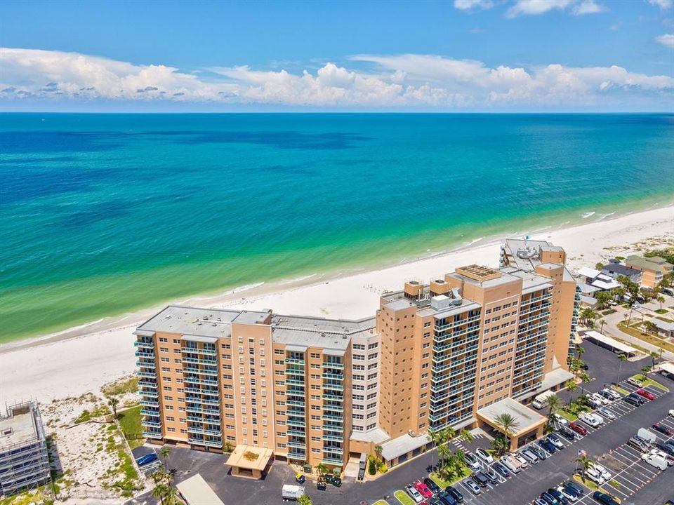 На продажу: $447,000 (1 спален, 1 ванн, 735 Квадратных фут)