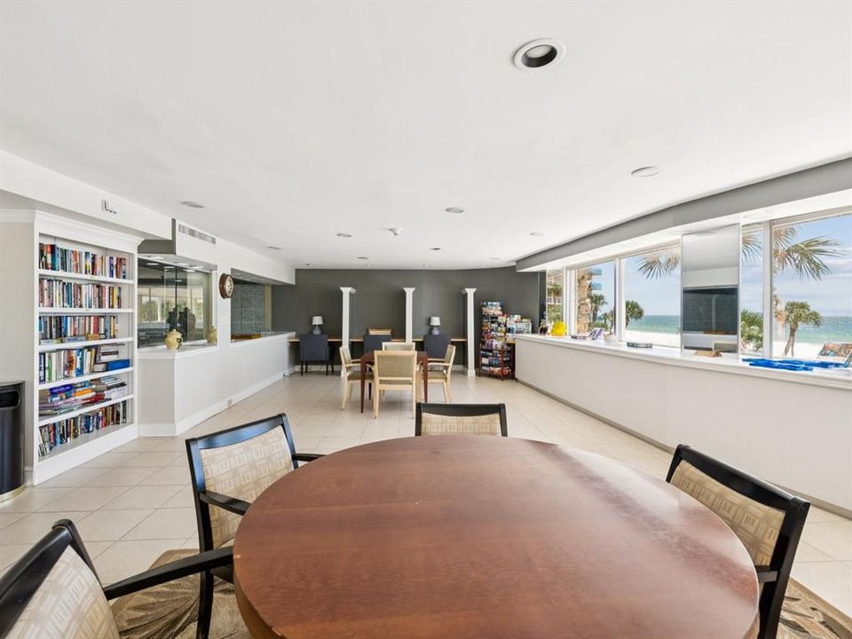 На продажу: $447,000 (1 спален, 1 ванн, 735 Квадратных фут)