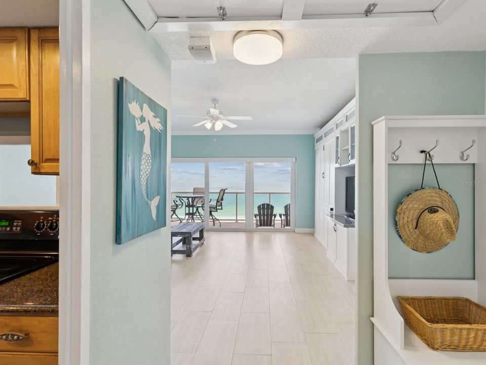 На продажу: $447,000 (1 спален, 1 ванн, 735 Квадратных фут)