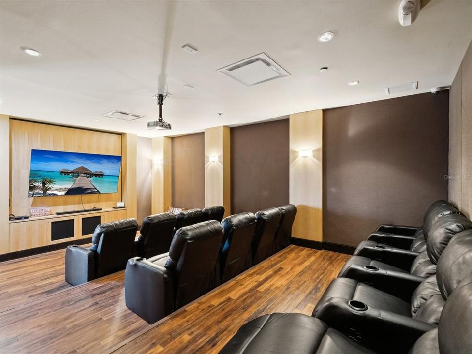 На продажу: $447,000 (1 спален, 1 ванн, 735 Квадратных фут)