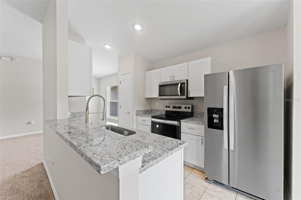 Active With Contract: $329,000 (3 beds, 2 baths, 1513 Square Feet)