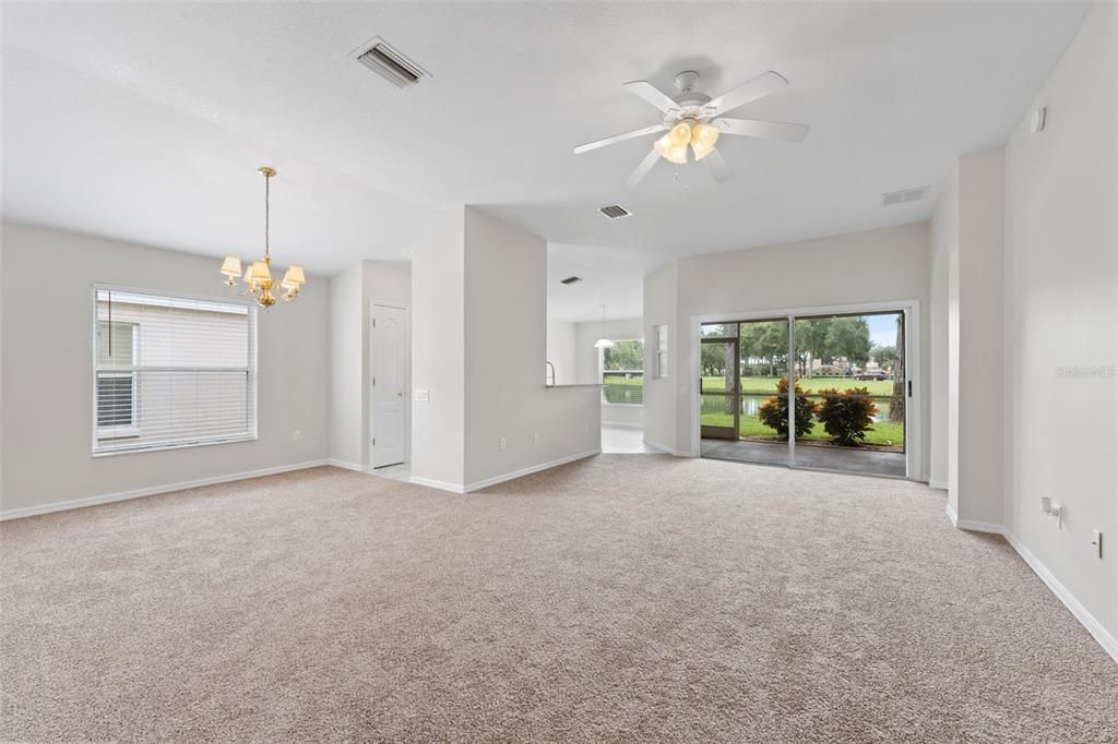 Active With Contract: $329,000 (3 beds, 2 baths, 1513 Square Feet)